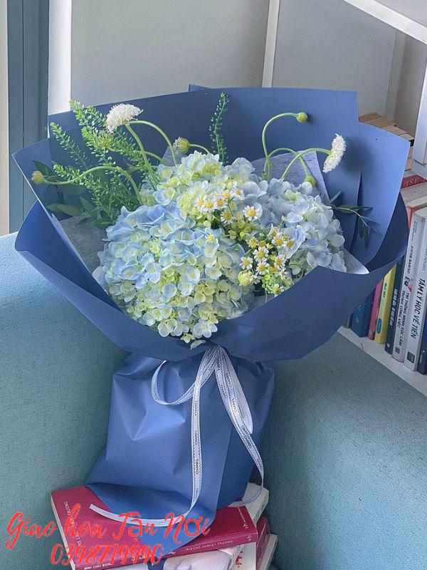 2. Hoa cẩm tú cầu - sự hối tiếc và mong muốn được tha thứ