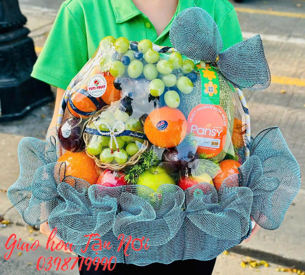 Giá cả trái cây nhập khẩu tại phường Dĩ An Bình Dương