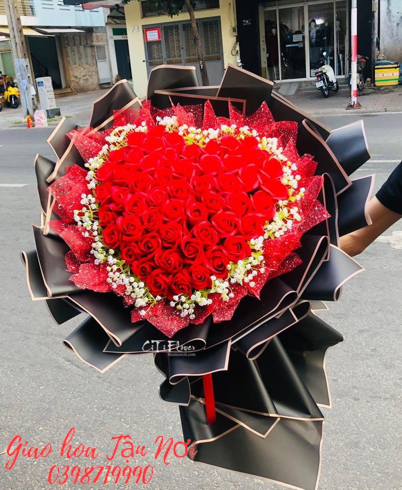 Shop Hoa Tươi Quận Thủ Đức Có Dịch Vụ Giao Hoa Nhanh Chóng