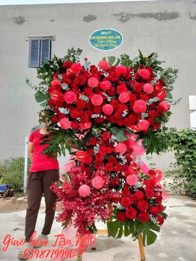 Vì sao hoa tươi kết hợp trái cây nhập khẩu được ưa chuộng?