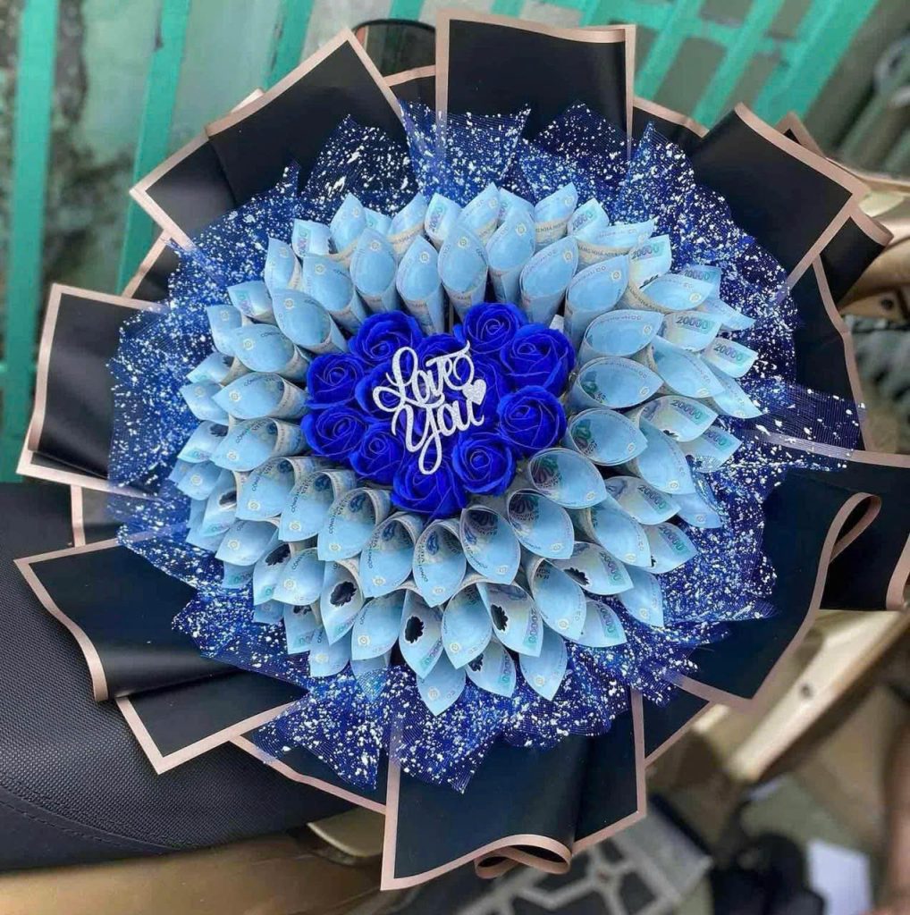 Bó Hoa Tiền Mix Nhiều Mệnh Giá